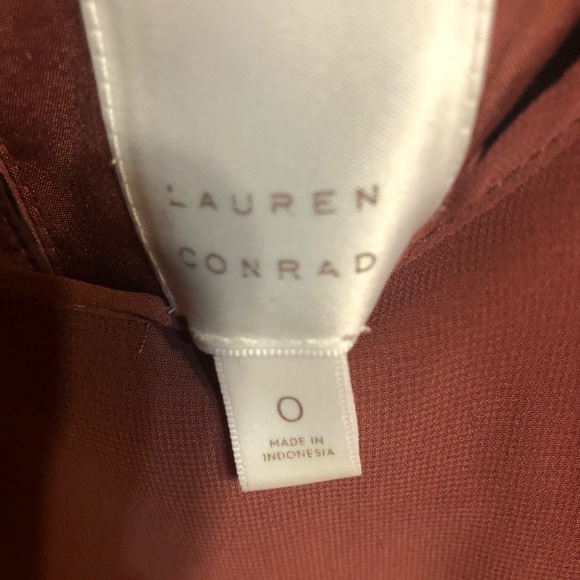 LC Conrad for Kohls flutter sleeve shift dress - Picture 5 of 6